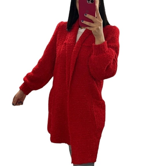 Women’s Beautiful Red Vintage Cardigan Sweater Size Small - Picture 3 of 8